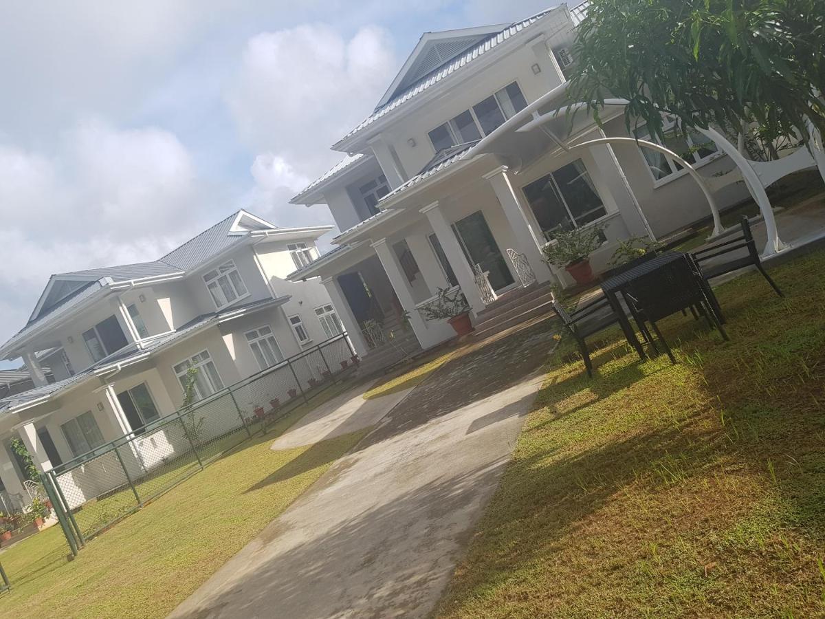 Maison Cattleya Selfcatering Apartment Anse Royale Exterior photo